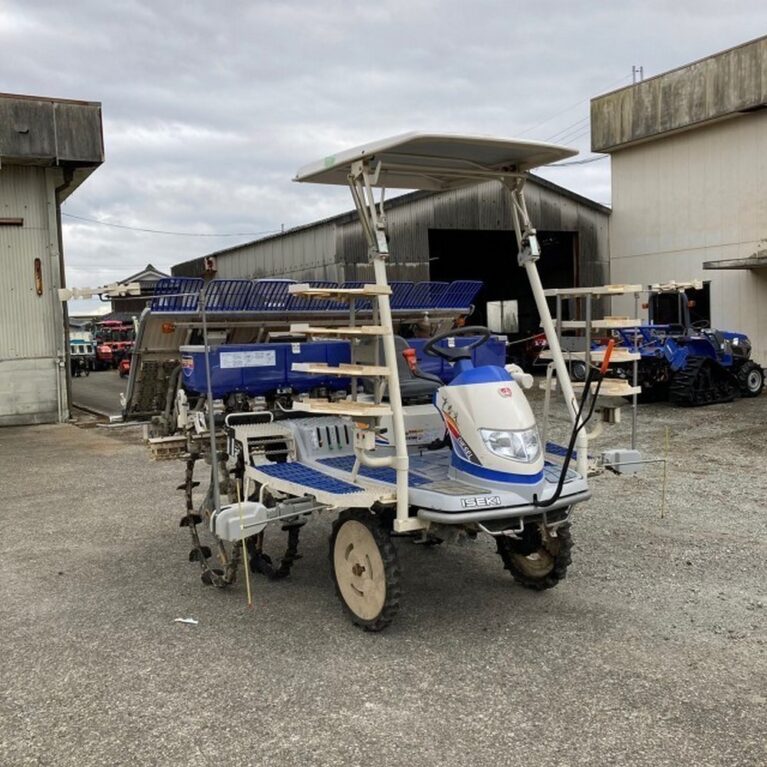 Sử dụng Máy cấy lúa Iseki PZ83D cho cây lúa phát triển tốt nhất