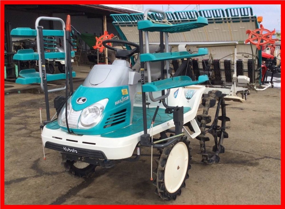 Sử dụng Máy cấy lúa Kubota SPU600G giúp giảm chi phí, tiết kiệm phân bón, nâng cao năng suất Sử dụng Máy cấy lúa Kubota SPU600G giúp giảm chi phí, tiết kiệm phân bón, nâng cao năng suất