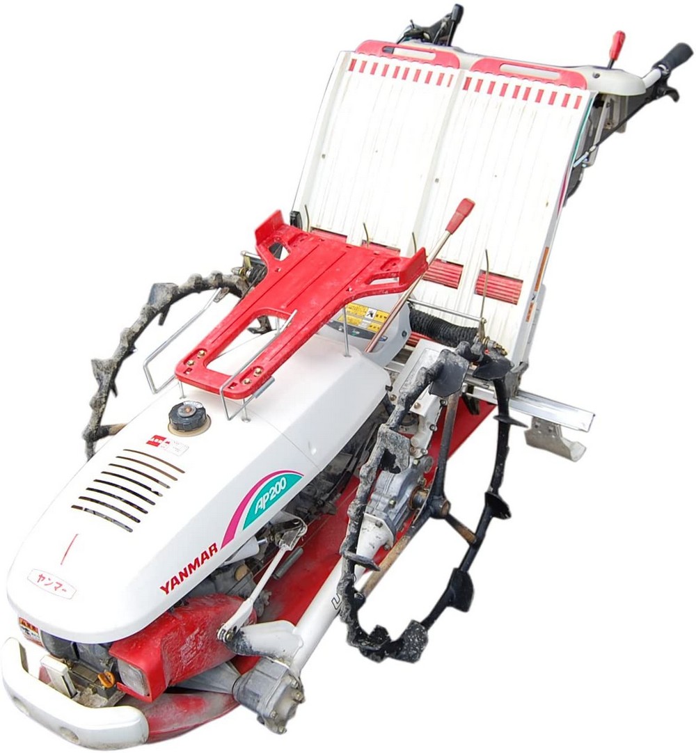 Máy cấy lúa Yanmar AP200 phù hợp với những cánh đồng trũng thấp Máy cấy lúa Yanmar AP200 phù hợp với những cánh đồng trũng thấp
